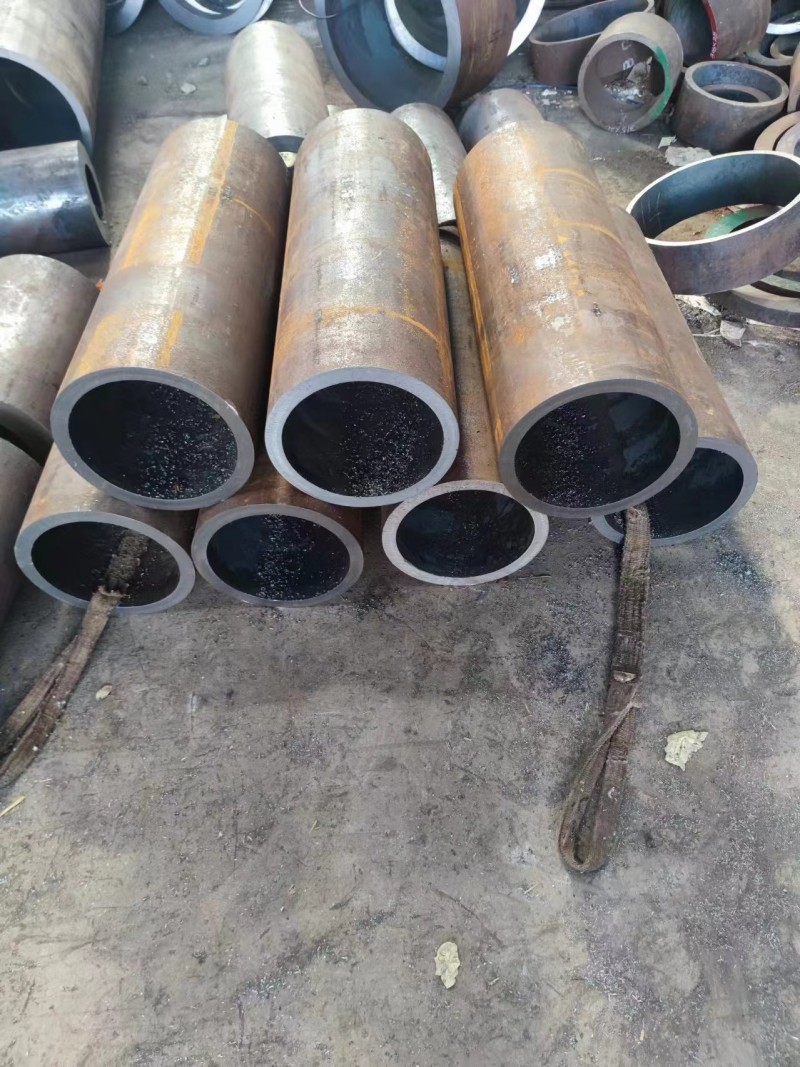 玉门玉门玉门12Cr1MovG无缝钢管切割